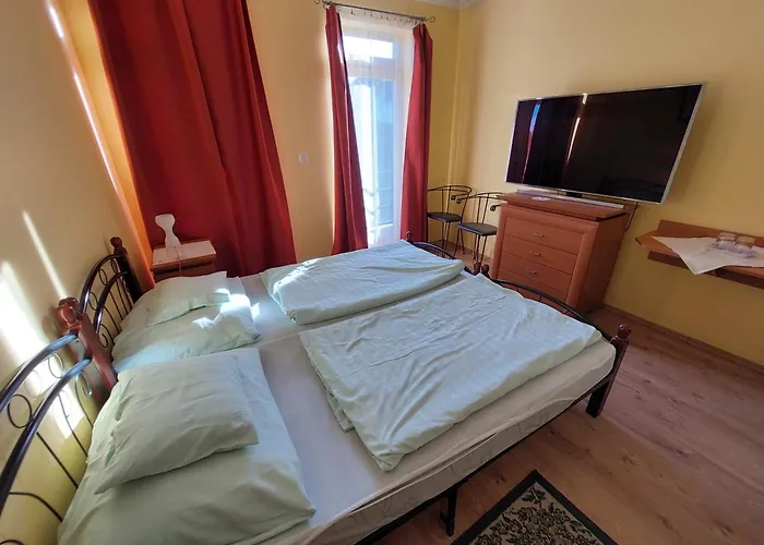 Toscana Etterem-panzio Bed & Breakfast